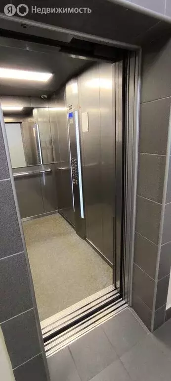 Квартира-студия: Челябинск, улица Александра Шмакова, 39А (29.4 м) - Фото 1