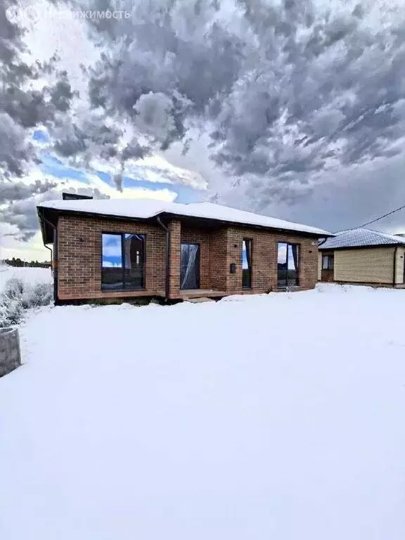 Дом в село Сокуры, Первомайская улица, 19 (142 м) - Фото 1