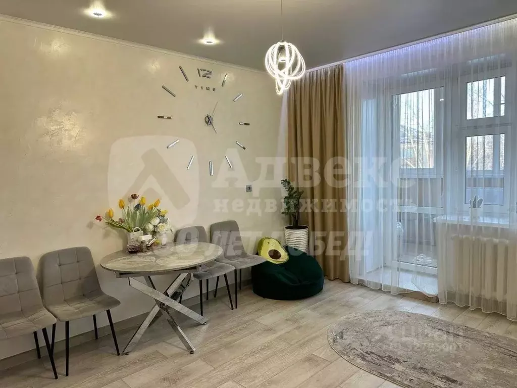 2-к кв. Тюменская область, Тюмень Интернациональная ул., 138 (60.1 м) - Фото 2