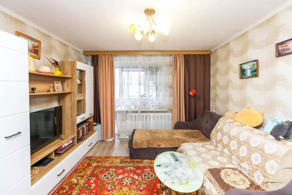 3-к кв. Ханты-Мансийский АО, Сургут просп. Ленина, 38 (62.0 м) - Фото 1