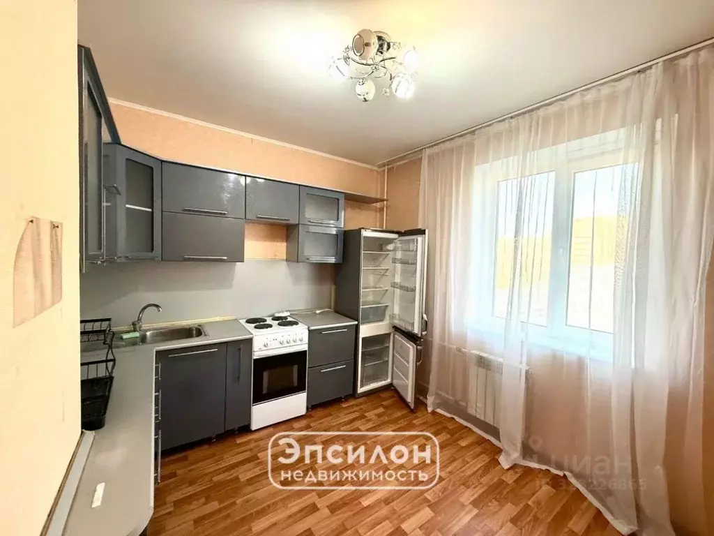 1-к кв. Курская область, Курск просп. Вячеслава Клыкова, 35 (37.2 м) - Фото 2