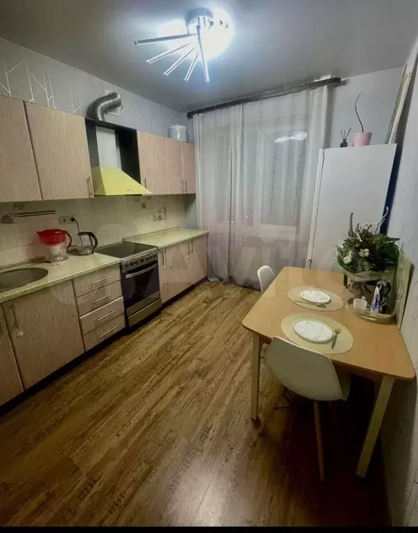 1-к. квартира, 38 м, 2/6 эт. - Фото 1