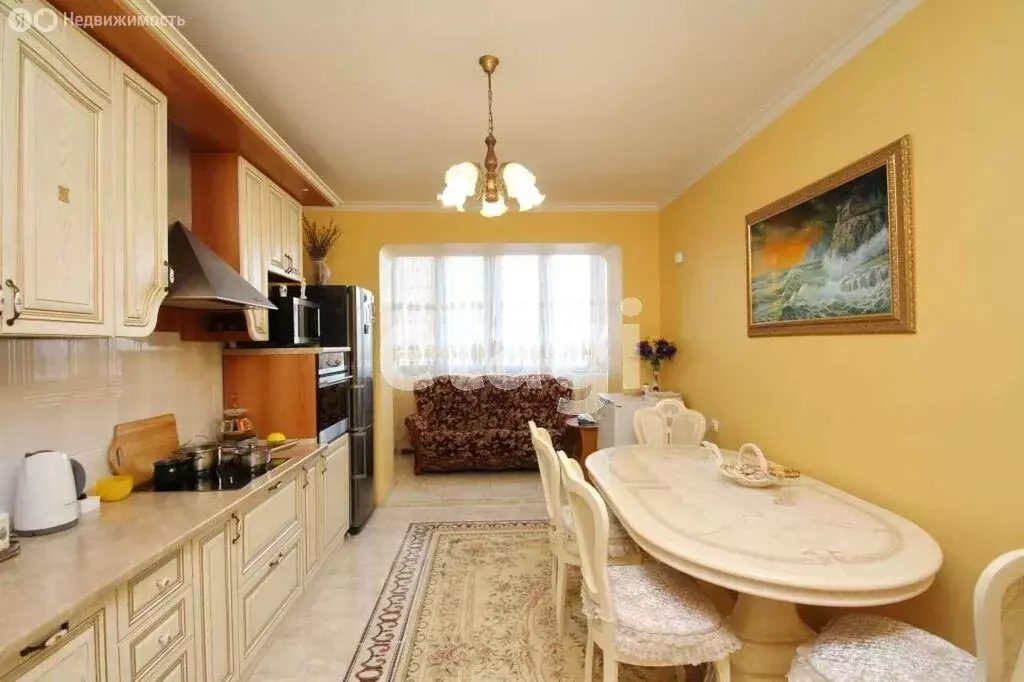 3-комнатная квартира: Тюмень, улица Мельникайте, 132к1 (121.7 м) - Фото 2