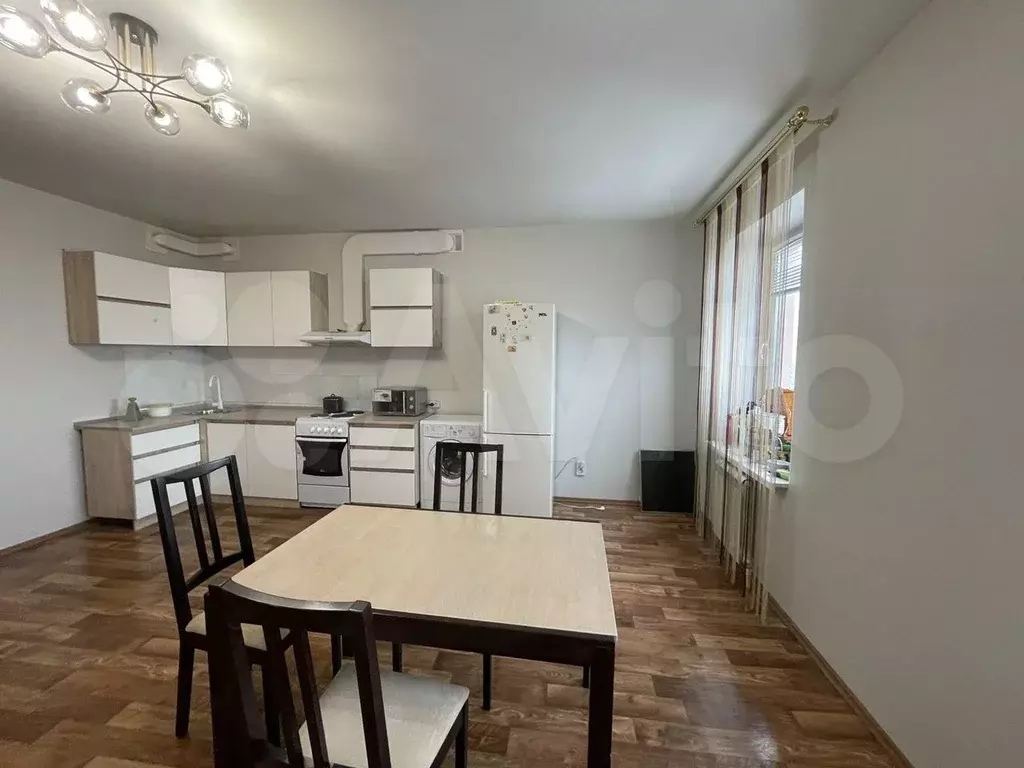 2-к. квартира, 90 м, 10/10 эт. - Фото 0