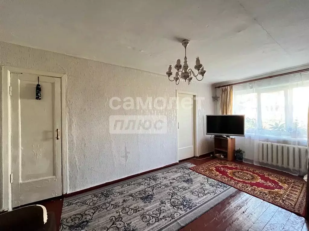 2-к кв. Омская область, Омск Береговой мкр, Школьная ул., 1 (46.3 м) - Фото 0