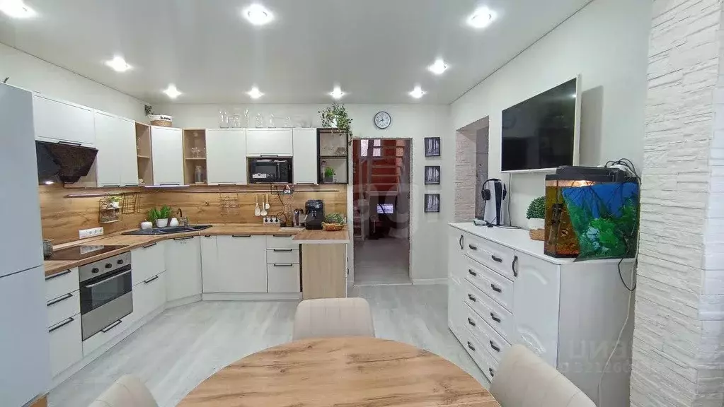 Дом в Архангельская область, Красноборский муниципальный округ, д. ... - Фото 1