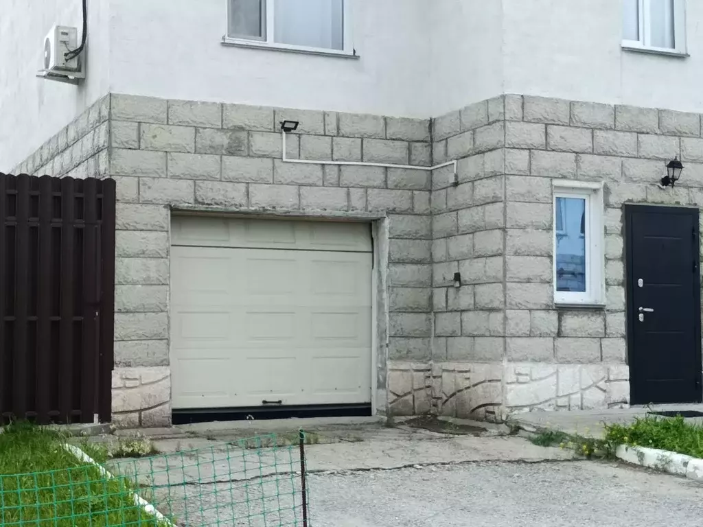 Гараж в Новосибирская область, Новосибирск 1-я Родниковая ул., 30 (40 ... - Фото 0
