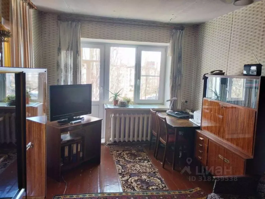 3-к кв. Саратовская область, Саратов Украинская ул., 6 (54.7 м) - Фото 0