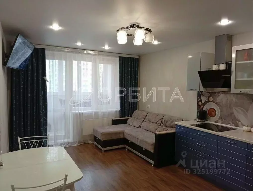 2-к кв. Тюменская область, Тюмень ул. Федюнинского, 58к1 (67.0 м) - Фото 2