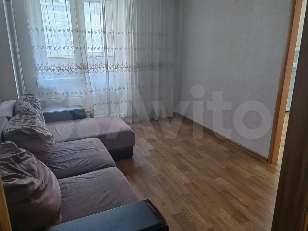 1-к. квартира, 40 м, 2/10 эт. - Фото 1