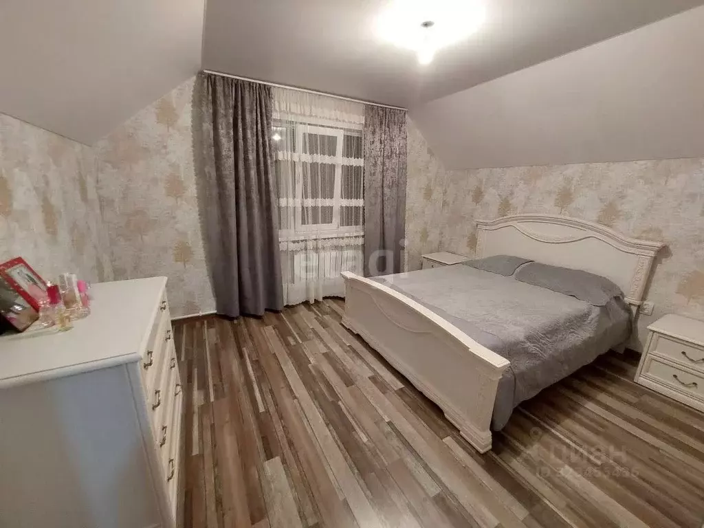 Дом в Ярославская область, Некрасовское рп ул. Советская, 67 (100 м) - Фото 1