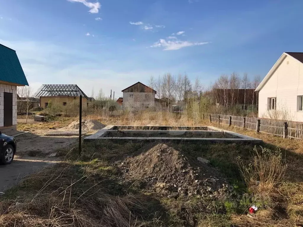 Участок в Тюменская область, с. Ярково ул. Светлая (7.68 сот.) - Фото 1