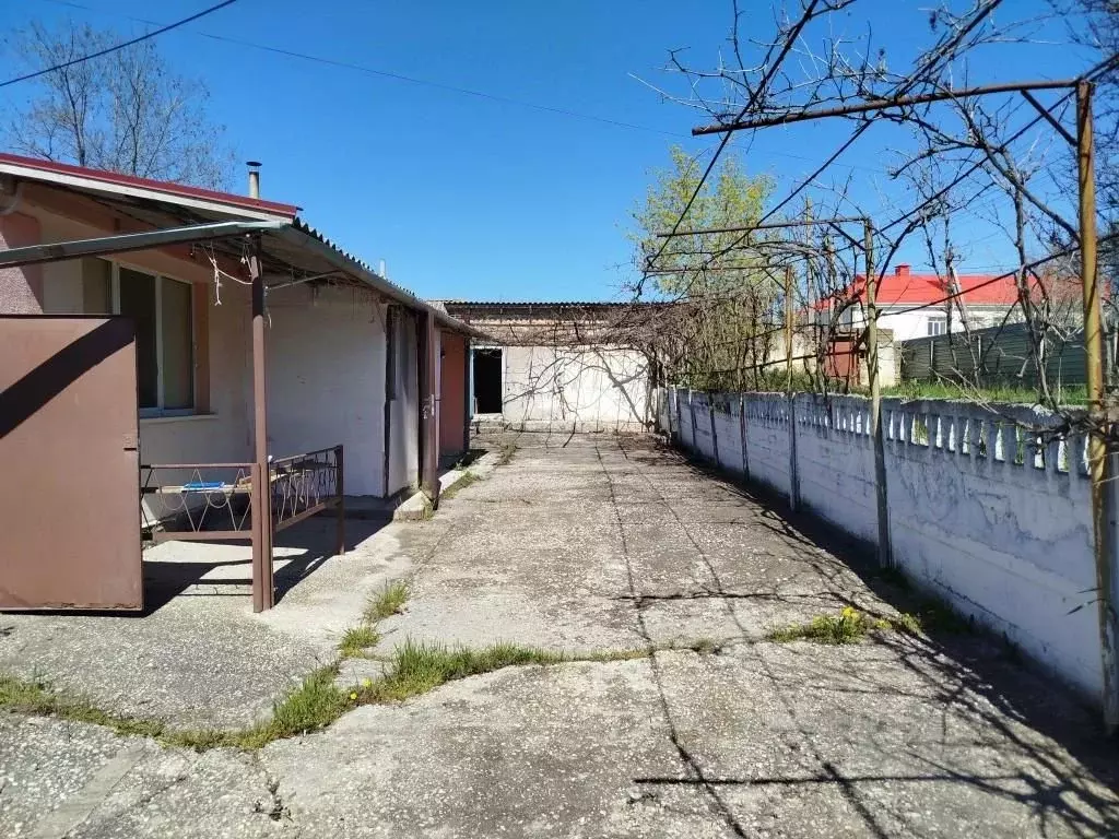 Дом в Крым, Симферопольский район, с. Донское ул. Школьная, 10 (86 м) - Фото 2