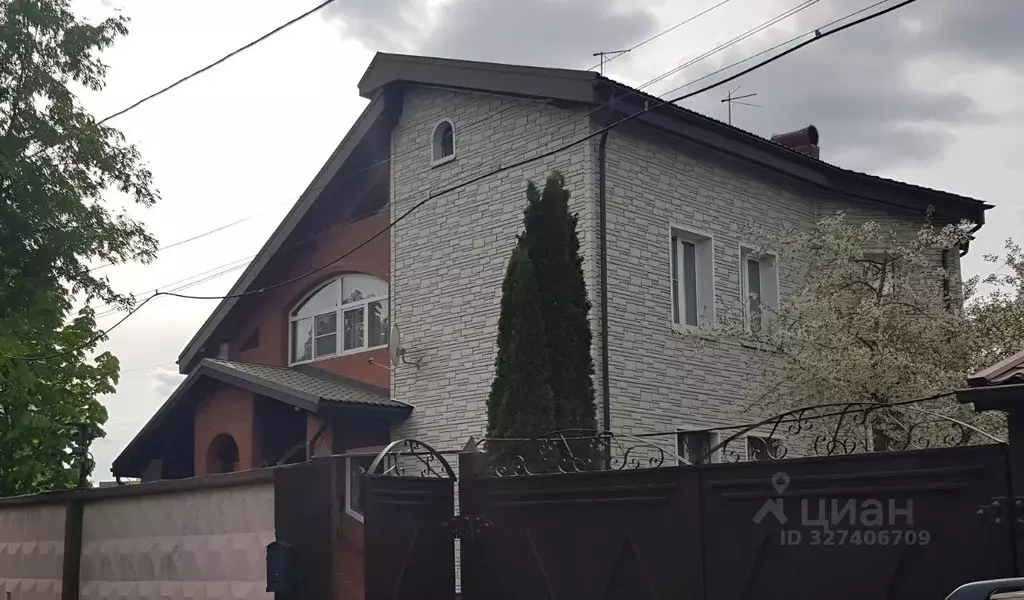 Коттедж в Москва д. Десна, Десна-3 ТИЗ,  (350 м) - Фото 1