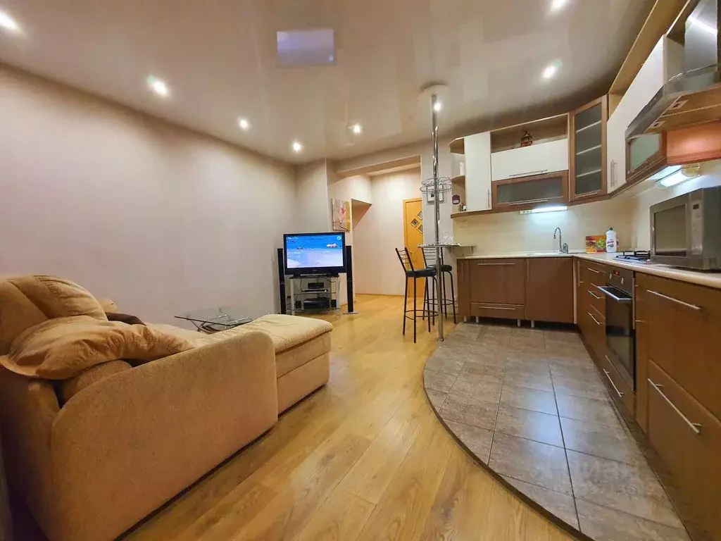 2-к кв. Мурманская область, Мурманск ул. Челюскинцев, 7 (60.0 м) - Фото 2