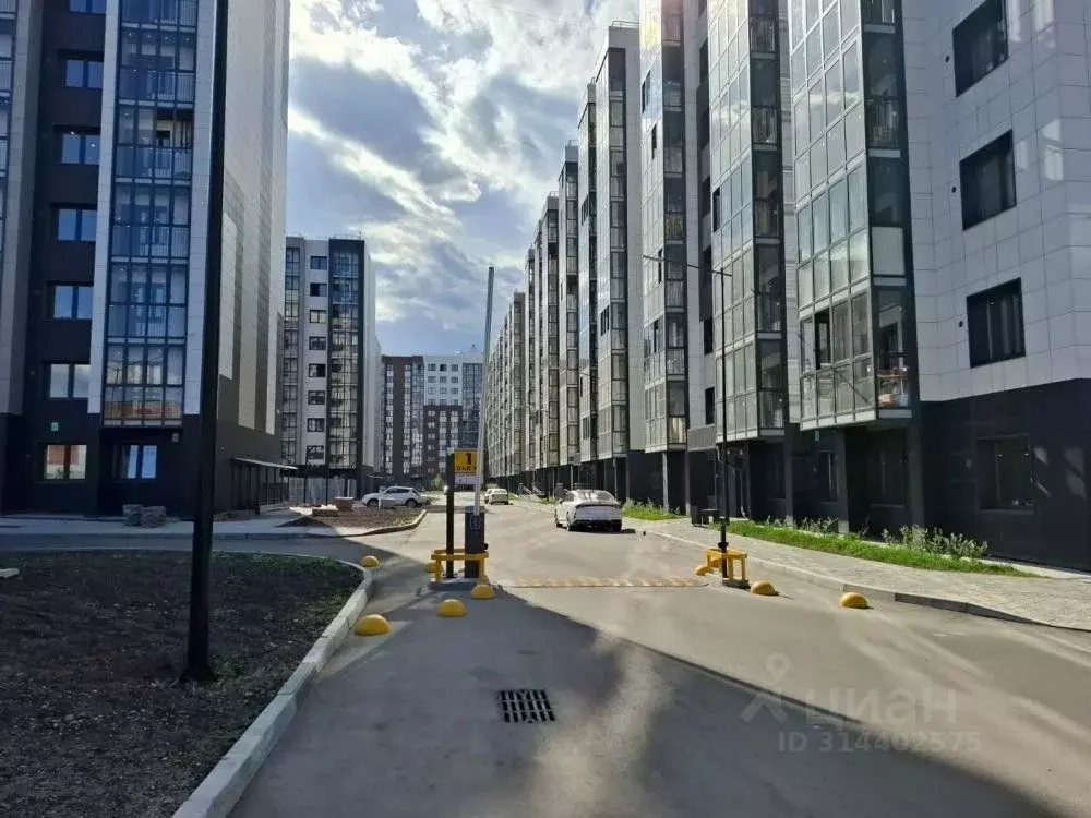 2-к кв. Иркутская область, Иркутск Гусарская тер., 6 (60.7 м) - Фото 1
