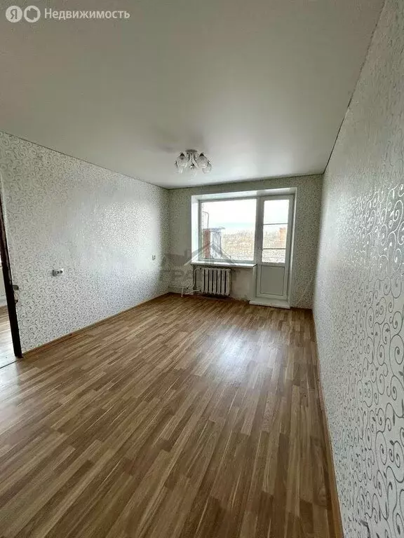 3-комнатная квартира: посёлок Большая Вишера, Первомайская улица, 14 ... - Фото 1