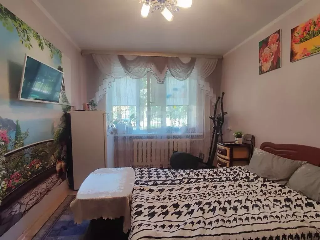 2-к кв. Саратовская область, Энгельс 2-й мкр, 26 (46.7 м) - Фото 1