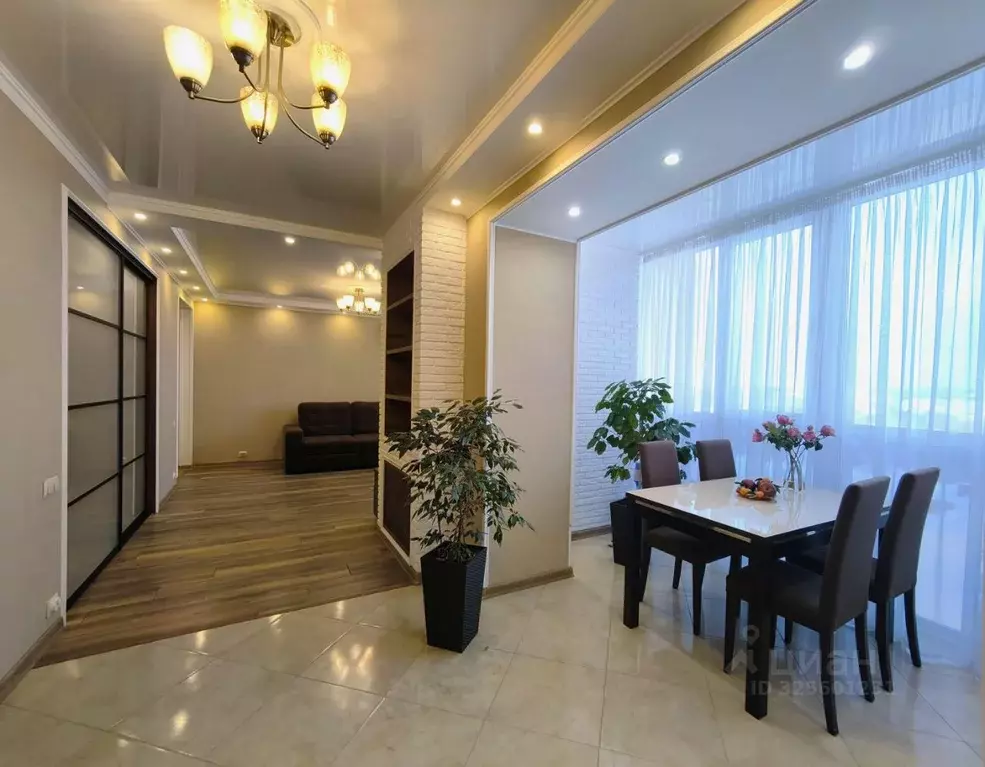 1-к кв. Омская область, Омск ул. Красный Путь, 143к3 (57.0 м) - Фото 2