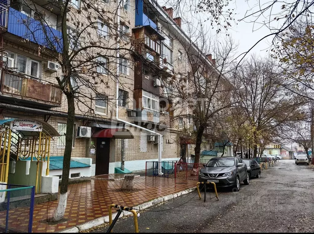 3-к кв. Калмыкия, Элиста ул. Максима Горького, 11 (59.0 м) - Фото 0