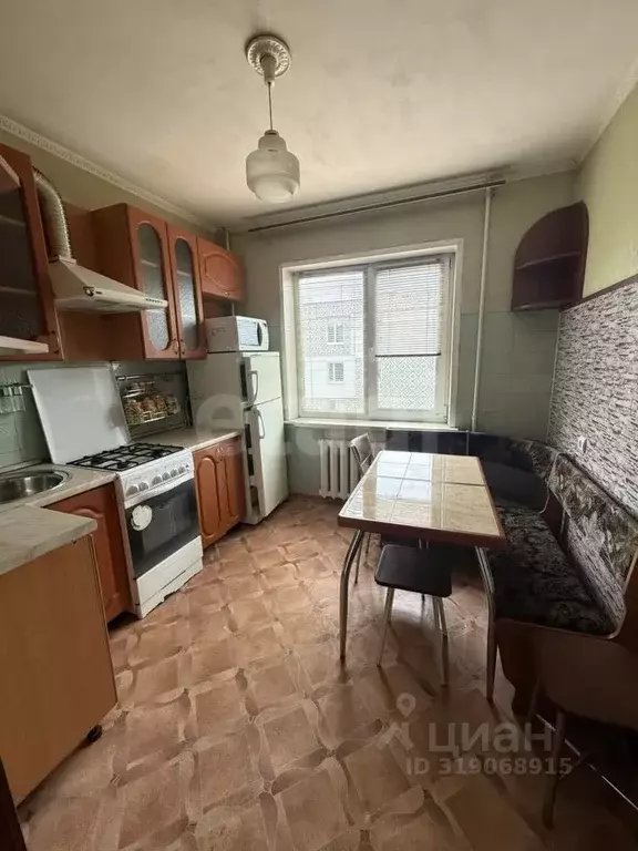 2-к кв. Брянская область, Брянск ул. Рылеева, 17 (52.6 м) - Фото 0