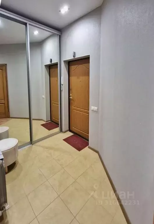 1-к кв. Краснодарский край, Геленджик Пограничная ул., 14Б (70.0 м) - Фото 1