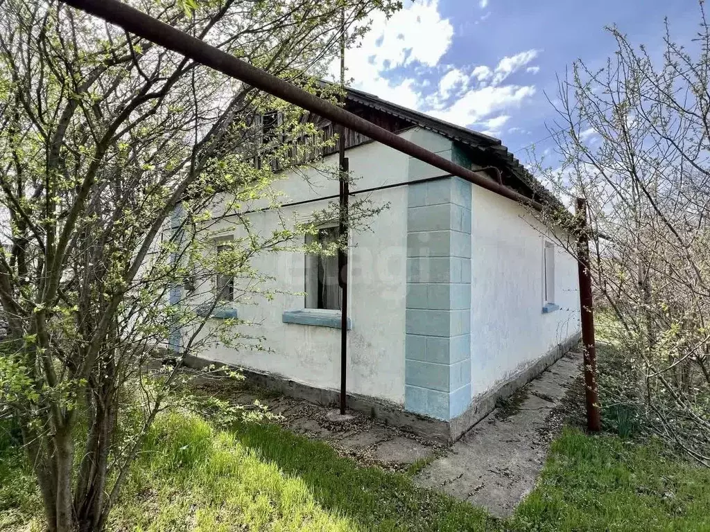 Дом в Крым, Бахчисарайский район, Почтовое пгт ул. Чкаловская (55 м) - Фото 1