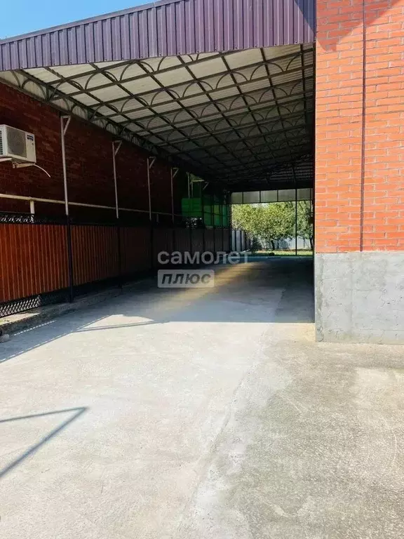 Дом в Краснодарский край, Абинск ул. Луначарского (196 м) - Фото 2