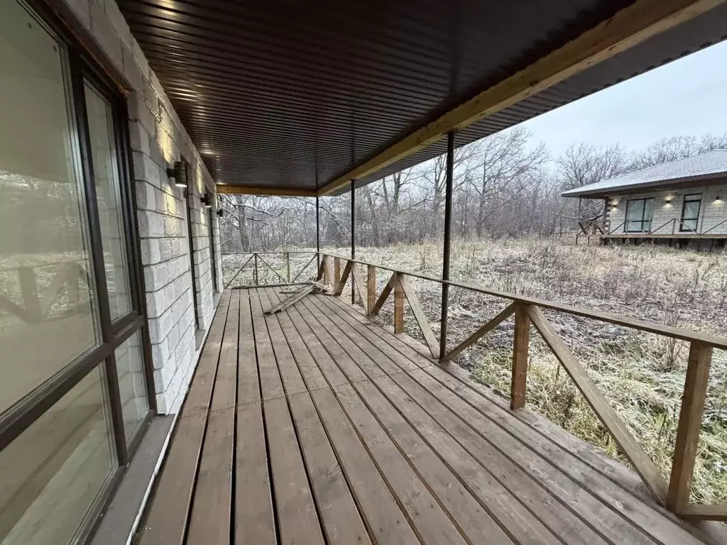 Дом в Башкортостан, Иглинский район, Акбердинский сельсовет, д. ... - Фото 1