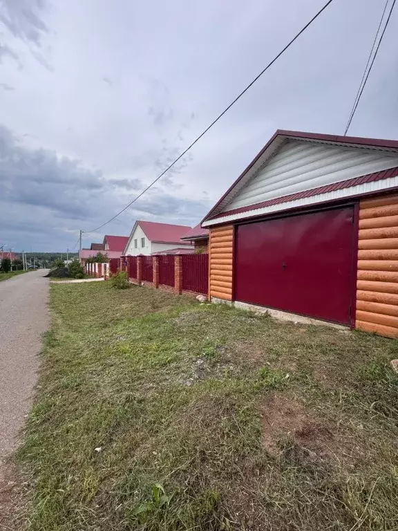 Дом в Башкортостан, Чишминский район, Алкинский сельсовет, с. ... - Фото 2