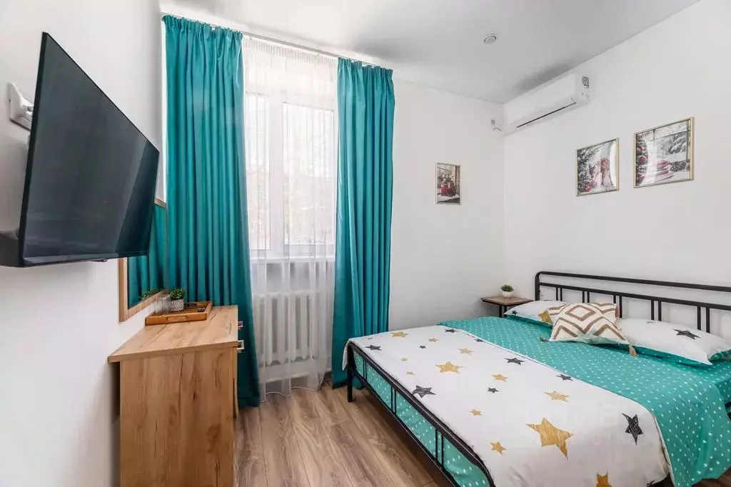 Комната Татарстан, Казань ул. Восстания, 18В - Фото 1