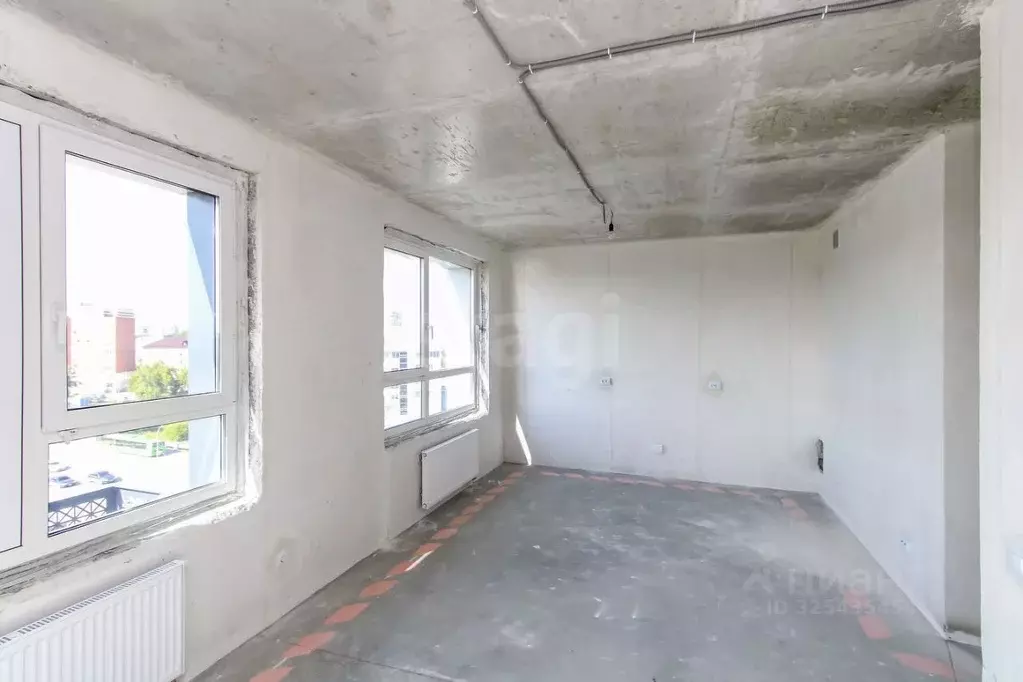 2-к кв. Тюменская область, Тюмень ул. Ветеранов Труда, 36к1 (57.7 м) - Фото 1