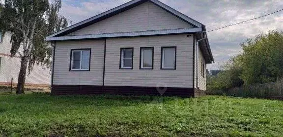Дом в Нижегородская область, Перевозский муниципальный округ, с. ... - Фото 1