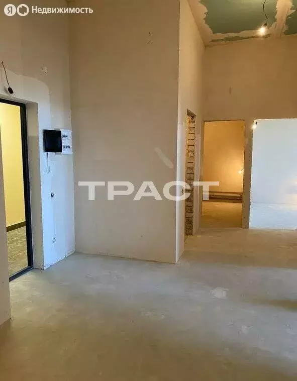 3-комнатная квартира: Воронеж, улица Загоровского, 1 (91.1 м) - Фото 1