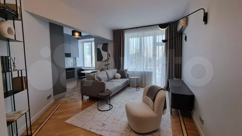 3-к. квартира, 82 м, 3/10 эт. - Фото 0