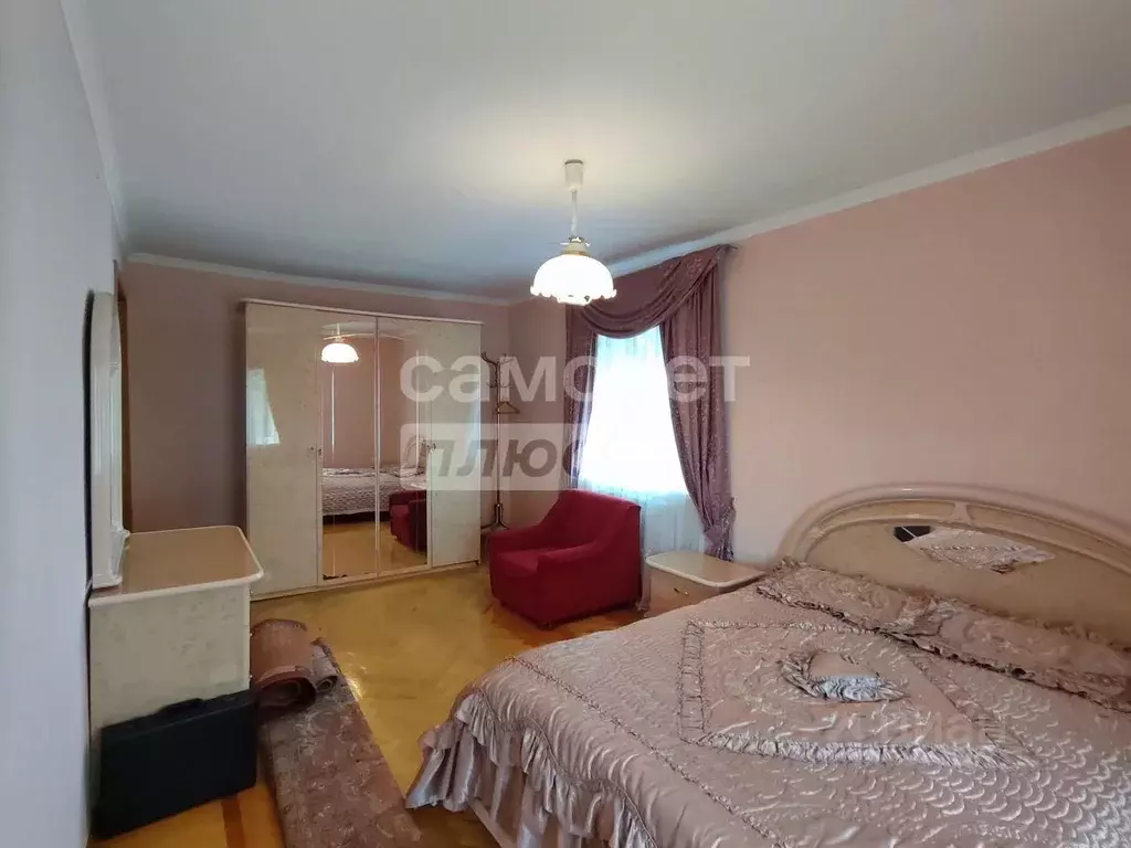 Дом в Краснодарский край, Приморско-Ахтарск Каспийская ул., 52 (290 м) - Фото 1