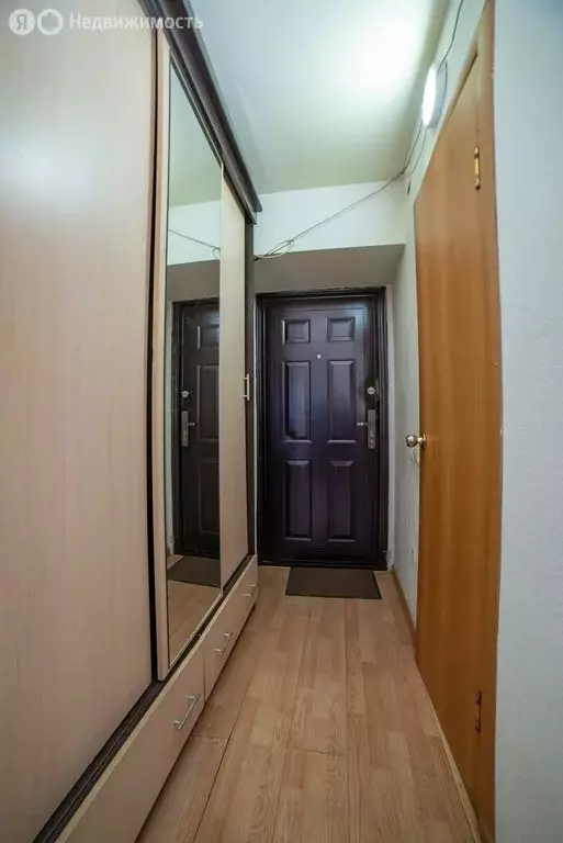 Квартира-студия: Екатеринбург, улица Машиностроителей, 37 (16.6 м) - Фото 1