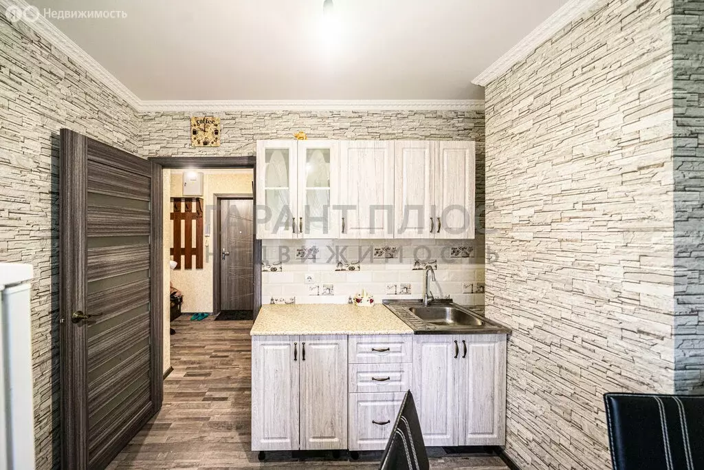 2-комнатная квартира: Липецк, улица Леонтия Кривенкова, 35 (47 м) - Фото 0
