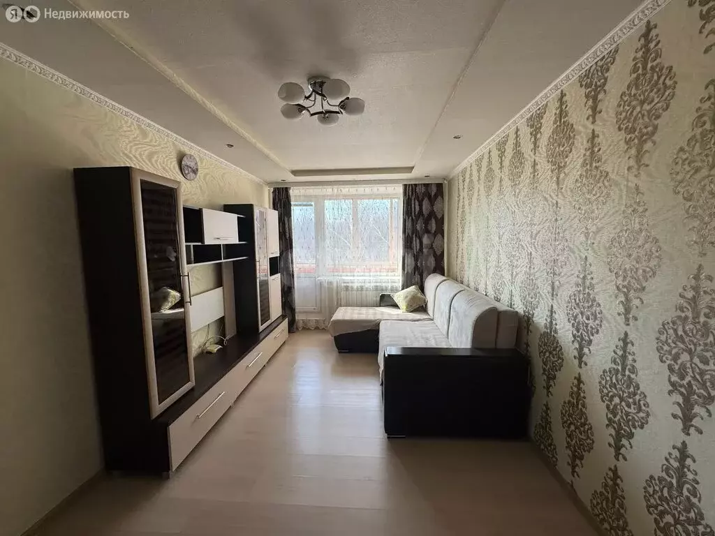 2-комнатная квартира: Чебоксары, улица Гузовского, 10 (39.7 м) - Фото 1