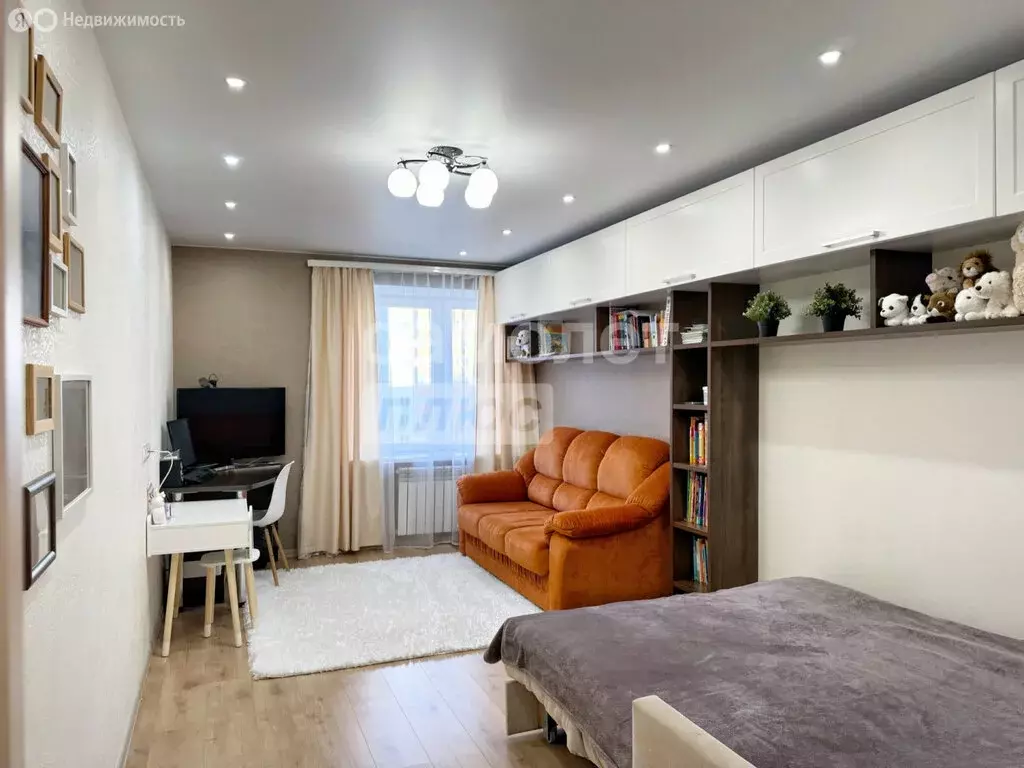 1-комнатная квартира: Киров, улица Ленина, 184к3 (40.3 м) - Фото 1