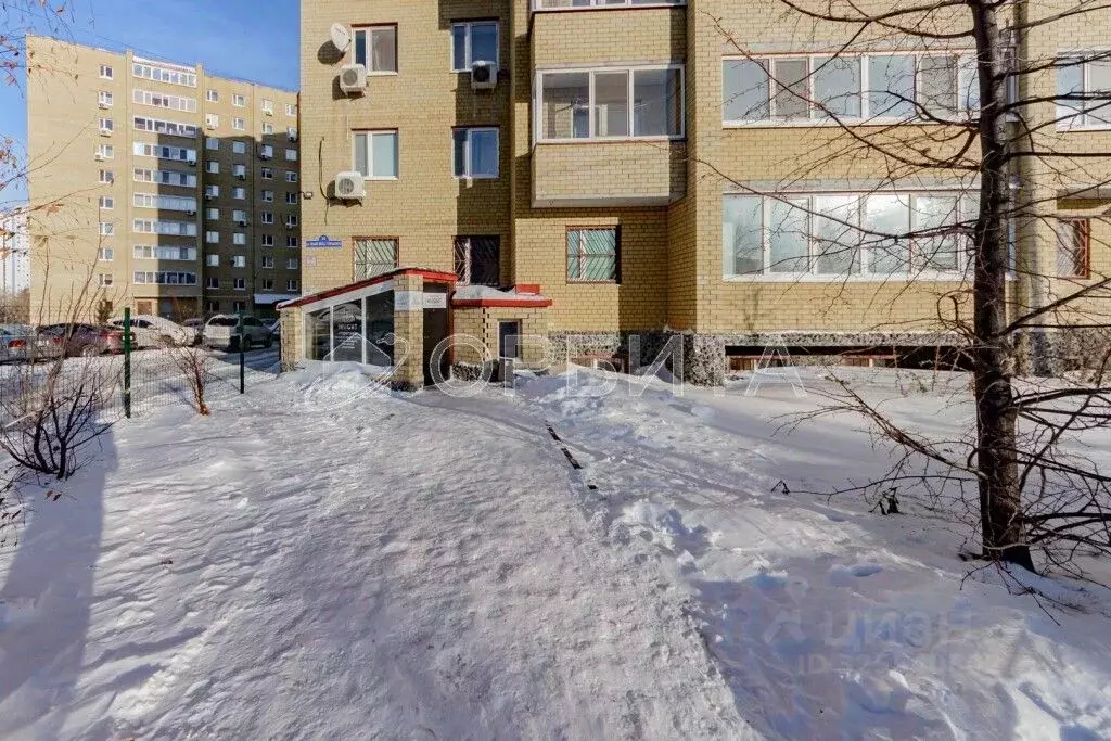 Помещение свободного назначения в Тюменская область, Тюмень ул. ... - Фото 2