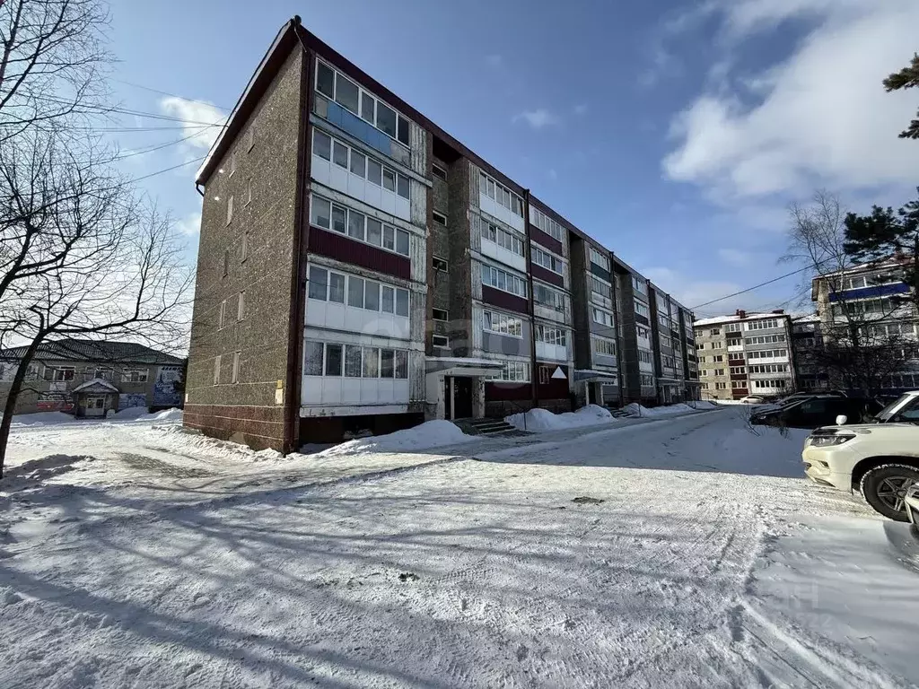 3-к кв. Сахалинская область, Анива ул. Ленина, 26 (66.0 м) - Фото 0