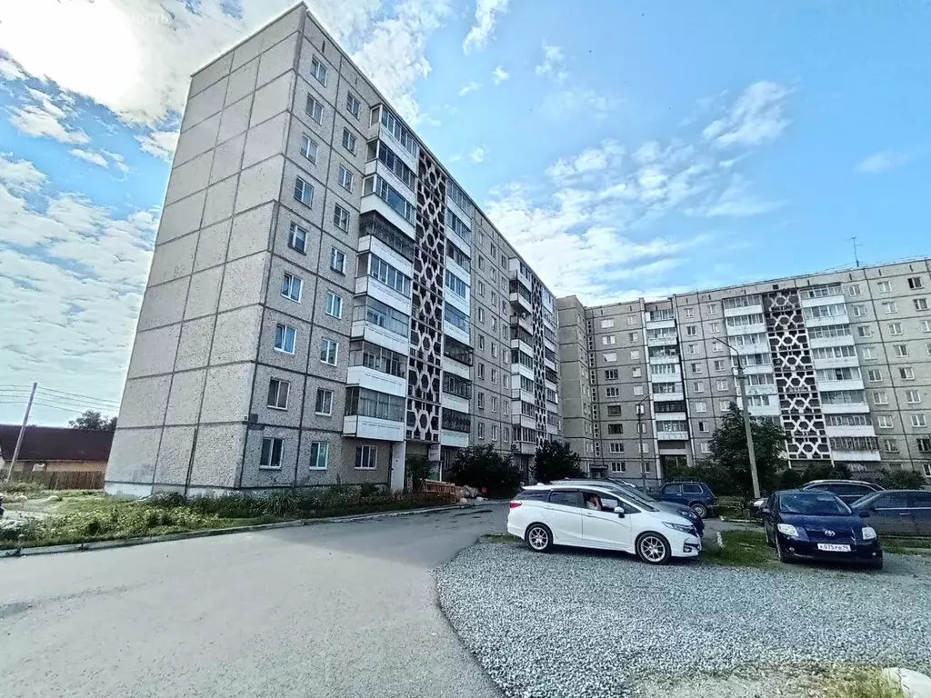 1-комнатная квартира: Ревда, улица Павла Зыкина, 13 (34.4 м) - Фото 0