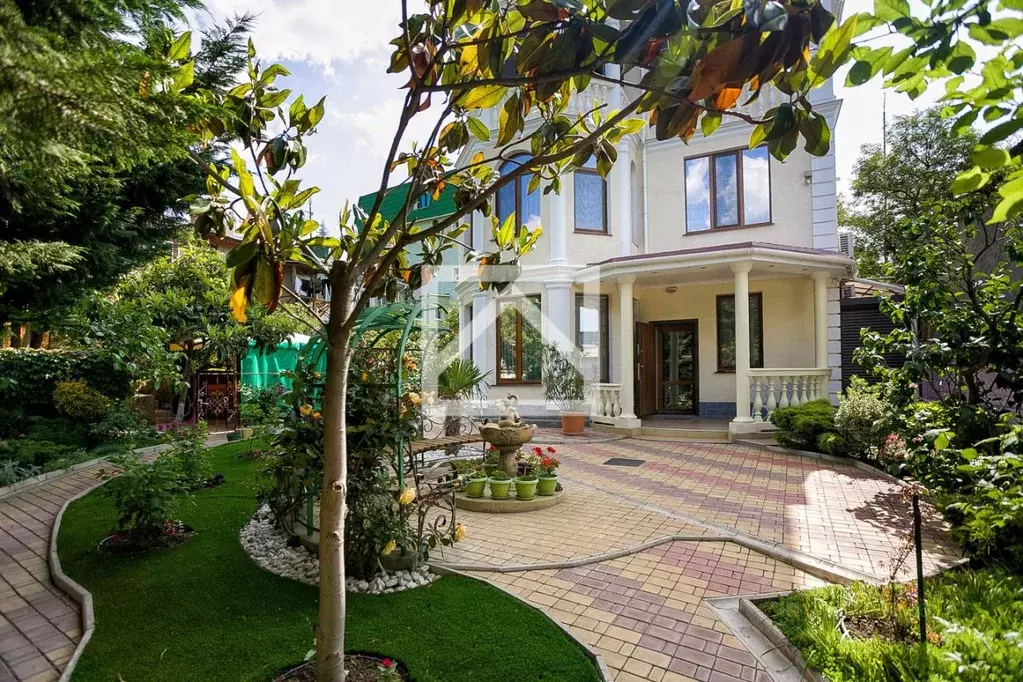 Дом в Крым, Алушта пл. Советская (565 м) - Фото 2