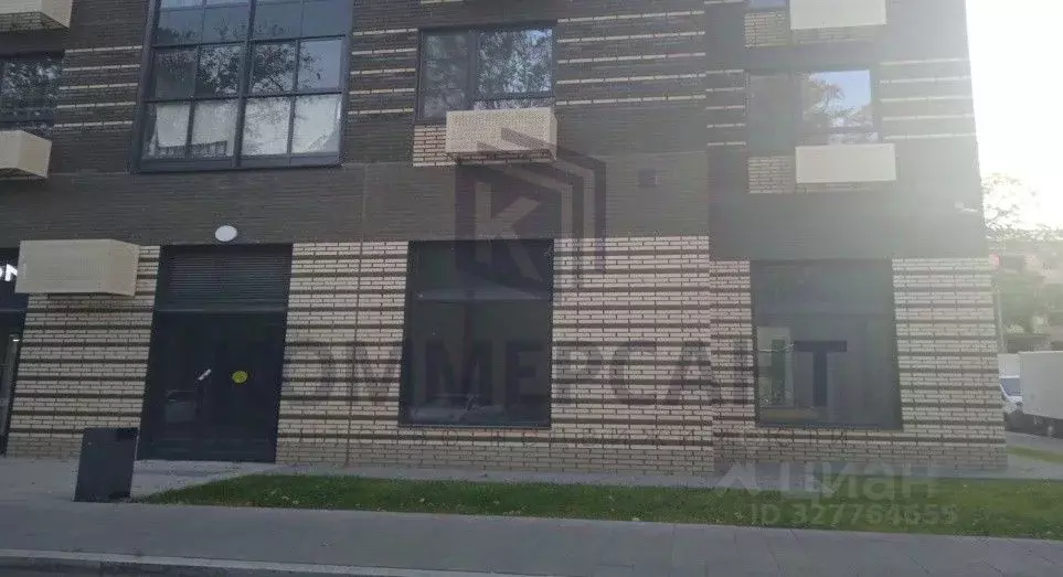 Торговая площадь в Москва Харьковский проезд, 1К1 (97 м) - Фото 2