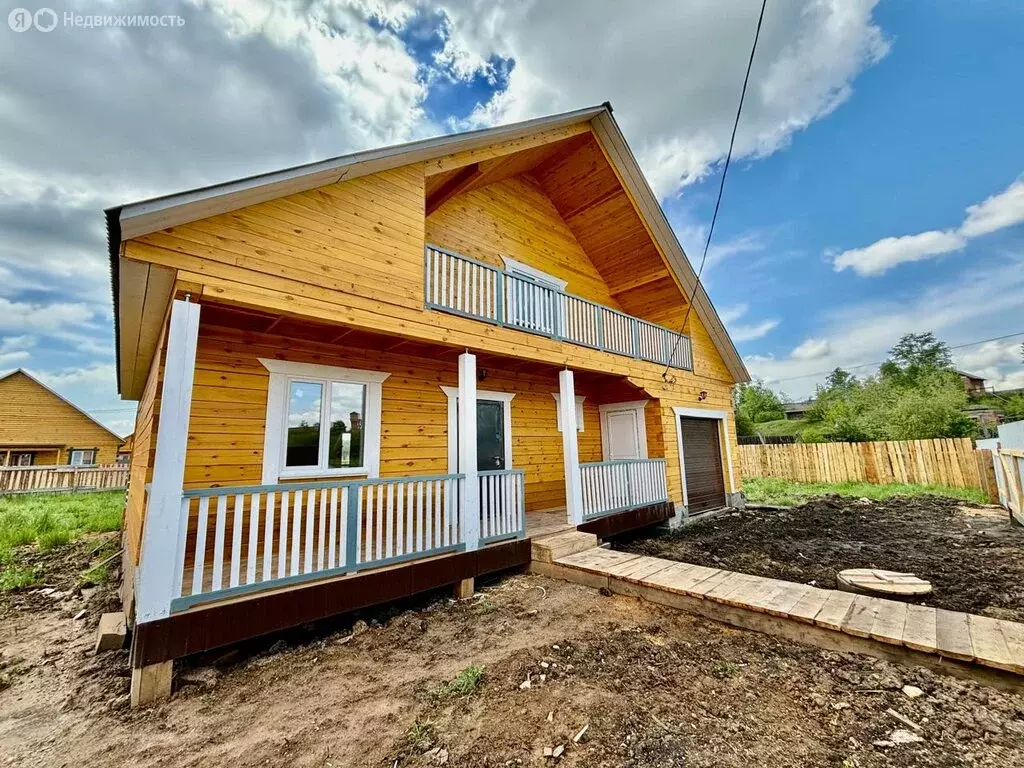 Дом в село Хомутово, улица Синицына, 5 (258 м) - Фото 0
