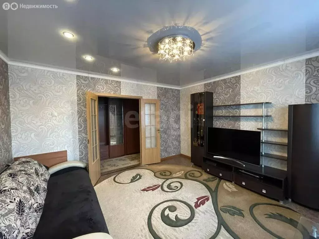 4-комнатная квартира: Прокопьевск, улица Есенина, 58 (76.4 м) - Фото 0