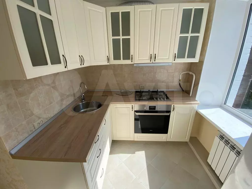 2-к. квартира, 42 м, 5/5 эт. - Фото 0