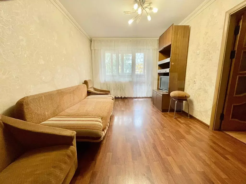 2-к. квартира, 40 м, 4/9 эт. - Фото 0