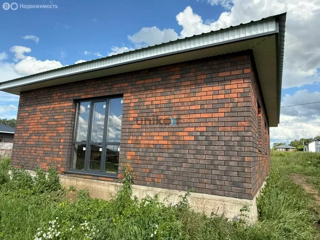 Дом в Иглинский район, Акбердинский сельсовет, село Карамалы (90 м) - Фото 0